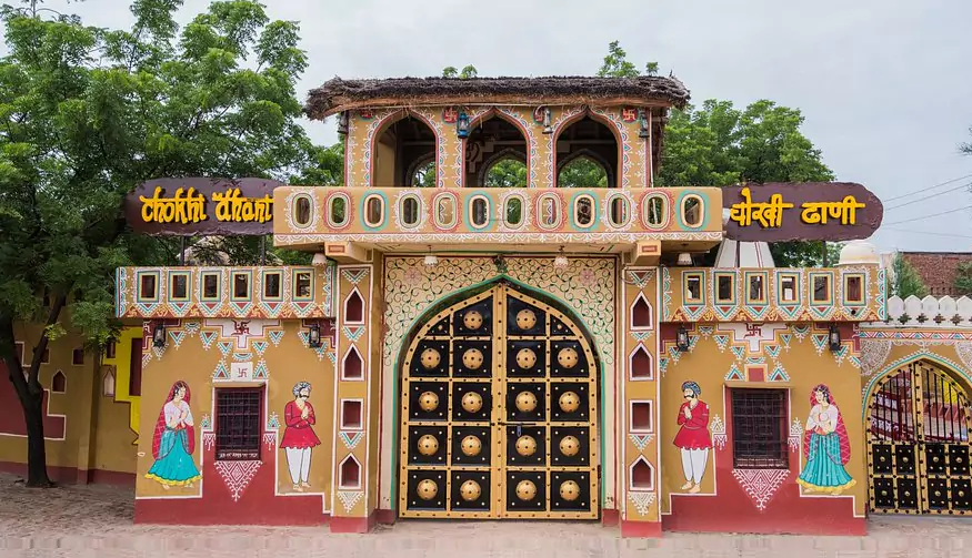 Chokhi Dhani Jaipur – Cultural Evening in Delhi Jaipur Pushkar Tour