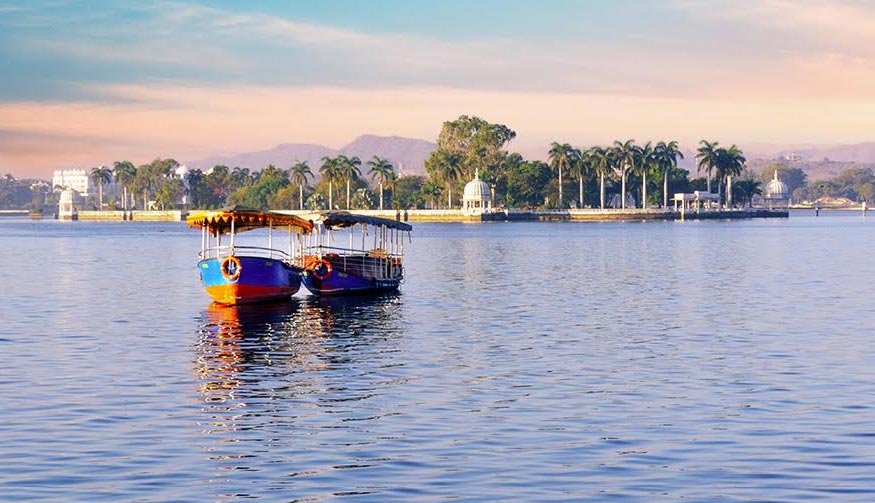 8 Days Golden Triangle Tour with Udaipur