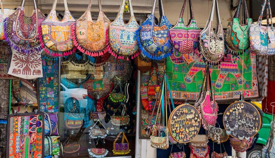 Tripolia Bazaar Jaipur – 4 Days Delhi Jaipur Pushkar Shopping Experience